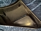 sidepanel top left, 100-212121 til Suzuki GS 500