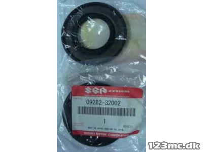 09282-32002 OIL SEAL