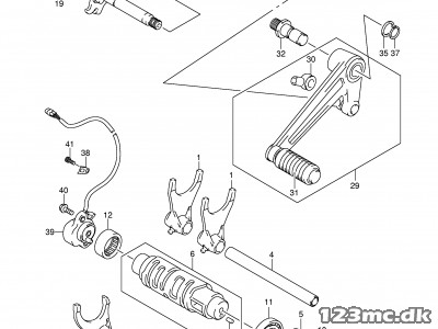 25520-40F00 ARM,GEAR SHIFT LINK