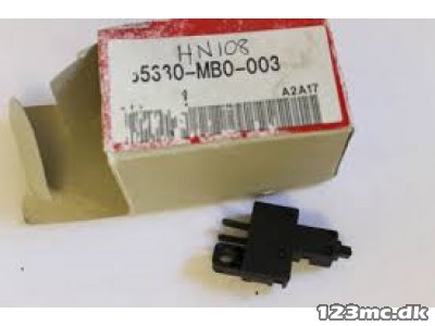35330-MB0-003 SWITCH ASSY., CLUTCH