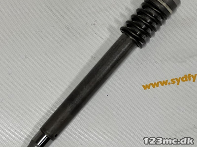 4BR-23170-00-00 CYLINDER COMP., FRONT FORK