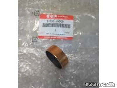 51152-25D00 BUSHING, GUIDE