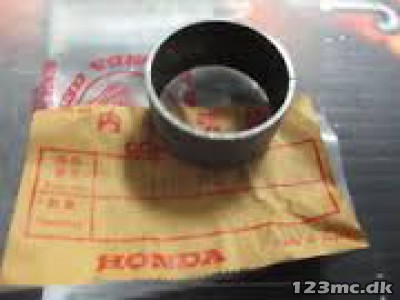 51415-ML7-003 (51415-MN4-003) BUSH,SLIDER