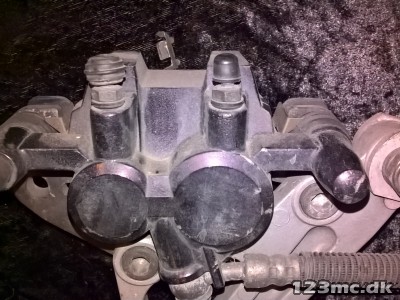 Bag Bremsekaliber  KAWASAKI GPX600R