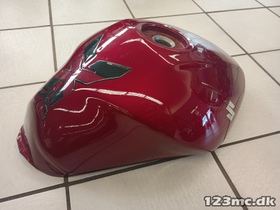 Benzintank, Suzuki GSF650S