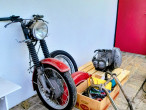 BMW R/60: Motor, komplet forgaffel, saddel, m.m
