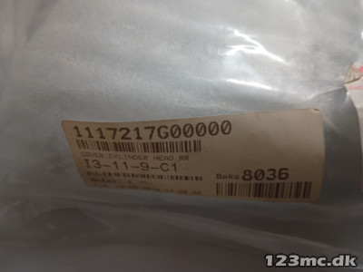 COVER,CYLINDER HEAD RR