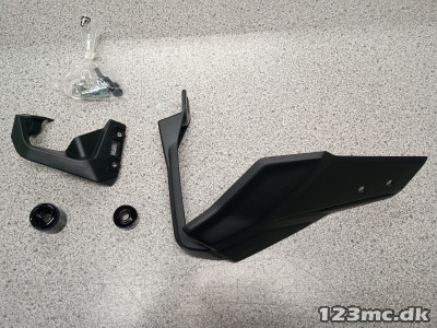 Håndbeskytter, Suzuki DL800, højre.