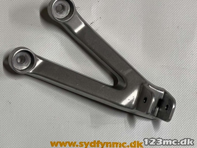 HOLDER, L. PILLION STEP