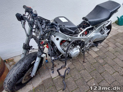 Honda CBR600 i dele