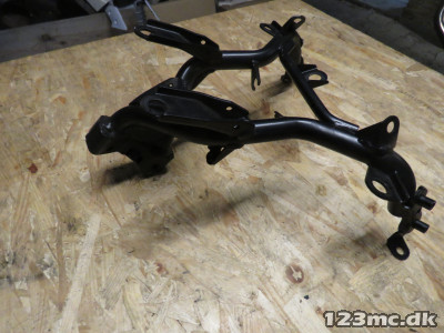 Kåbestativ, Suzuki GSF 1250