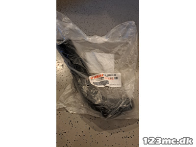 Kølerslanger øverst FJR1300