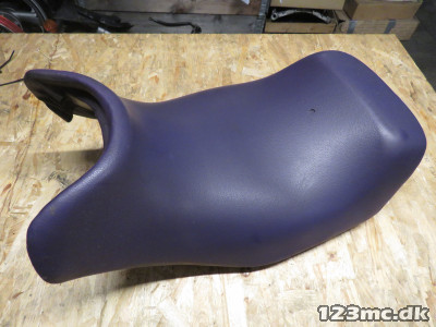 Sæde, Suzuki GSX 750F