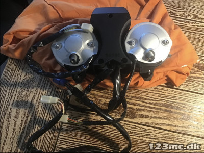 Speedometer + Omdrejningstæller