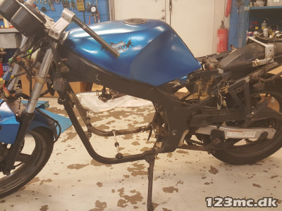 Suzuki GS500  årg. 1999