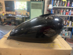 Tank LS650, 44100-24B51-13Z til Suzuki