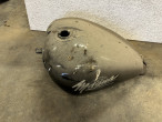 Tank til Honda VF 700 Magna