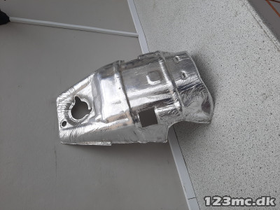 Varmeskjold til Suzuki Intruder M1800