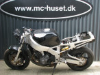 Honda CBR900