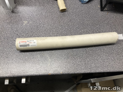 MT-07 REAR AXLE PROTECTOR TI