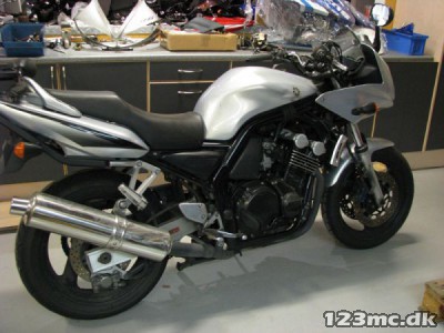 Yamaha Fazer 600