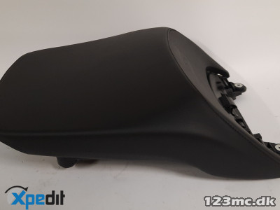 BMW Sæde bag R1200RT LC / R1250RT 52538395546