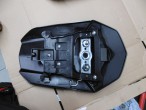 EGOSÆDE, 45550-47H00-YVB til Suzuki GSXR 1000