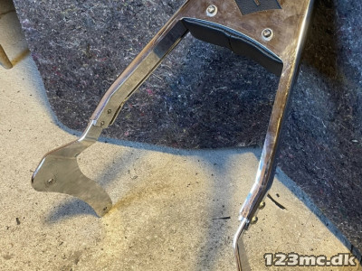 Sissy bar til Suzuki VL800