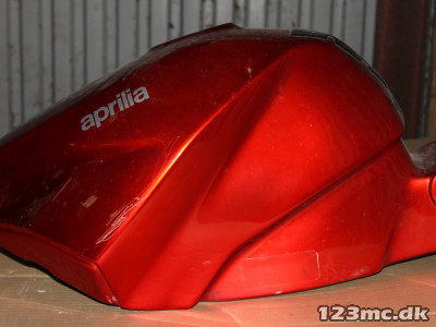 Benzintank til Aprilla