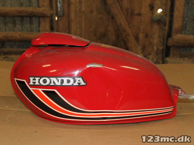 Benzintank til CB 250 T