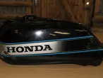 Benzintank til Honda CB 900 Blodor