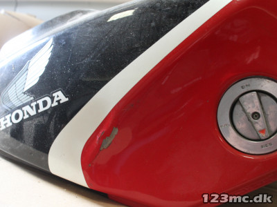 Benzintank til Honda VF 750 F