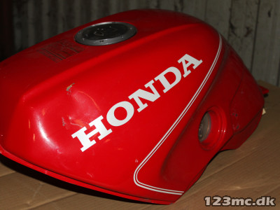 Benzintank til Honda VFR 750