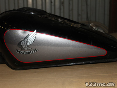 Benzintank til Honda VT 1100