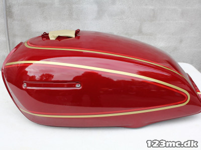 Benzintank til Kawasaki KZ 400 årg. 74-77