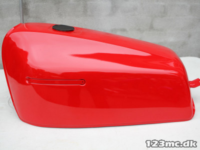 Benzintank til Kawasaki KZ 550 SR årg. 83