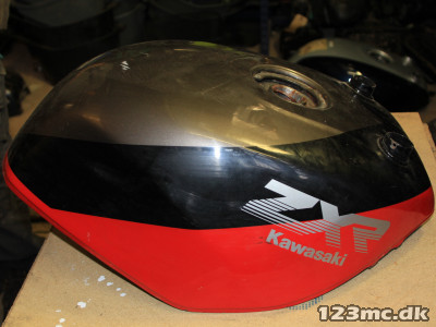 Benzintank til Kawasaki ZXR 750