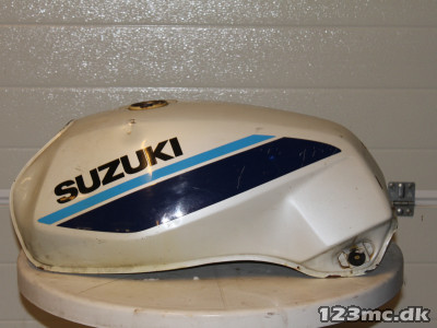 Benzintank til Suzuki GS 450 Katana