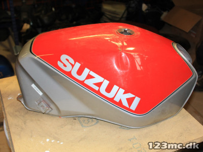Benzintank til Suzuki GS 650 Katana