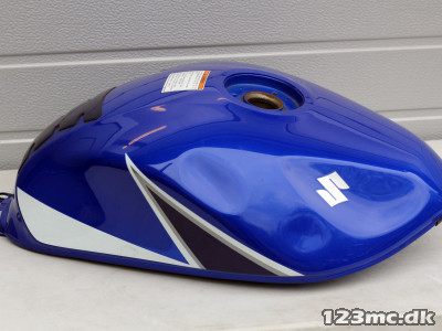 Benzintank til Suzuki GSF 600F årg. 04