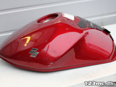 Benzintank til Suzuki GSF 650/1250 årg. 07-08