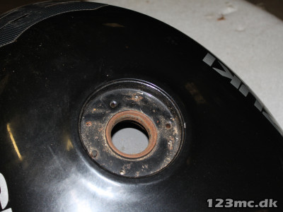 Benzintank til Suzuki GSX 600 R