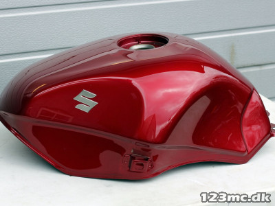 Benzintank til Suzuki GSX 600F / 750F  årg. 04-06