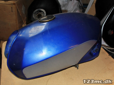 Benzintank til Suzuki GSX 750 ES