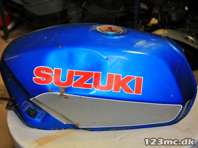 Benzintank til Suzuki GSX 750 ES