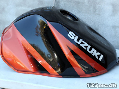 Benzintank til Suzuki GSX-R 1000 årg. 3-04