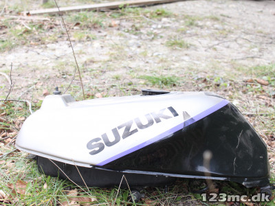 Benzintank til Suzuki GSX