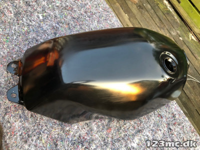 Benzintank til Suzuki