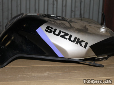 Benzintank til Suzuki til GSX 750 R