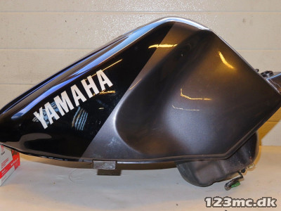 Benzintank til Yamaha FZR 1000